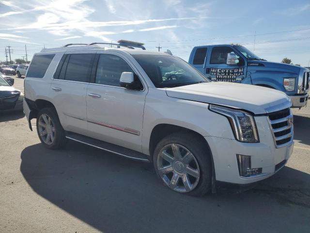 Cadillac Escalade Luxury Image 2