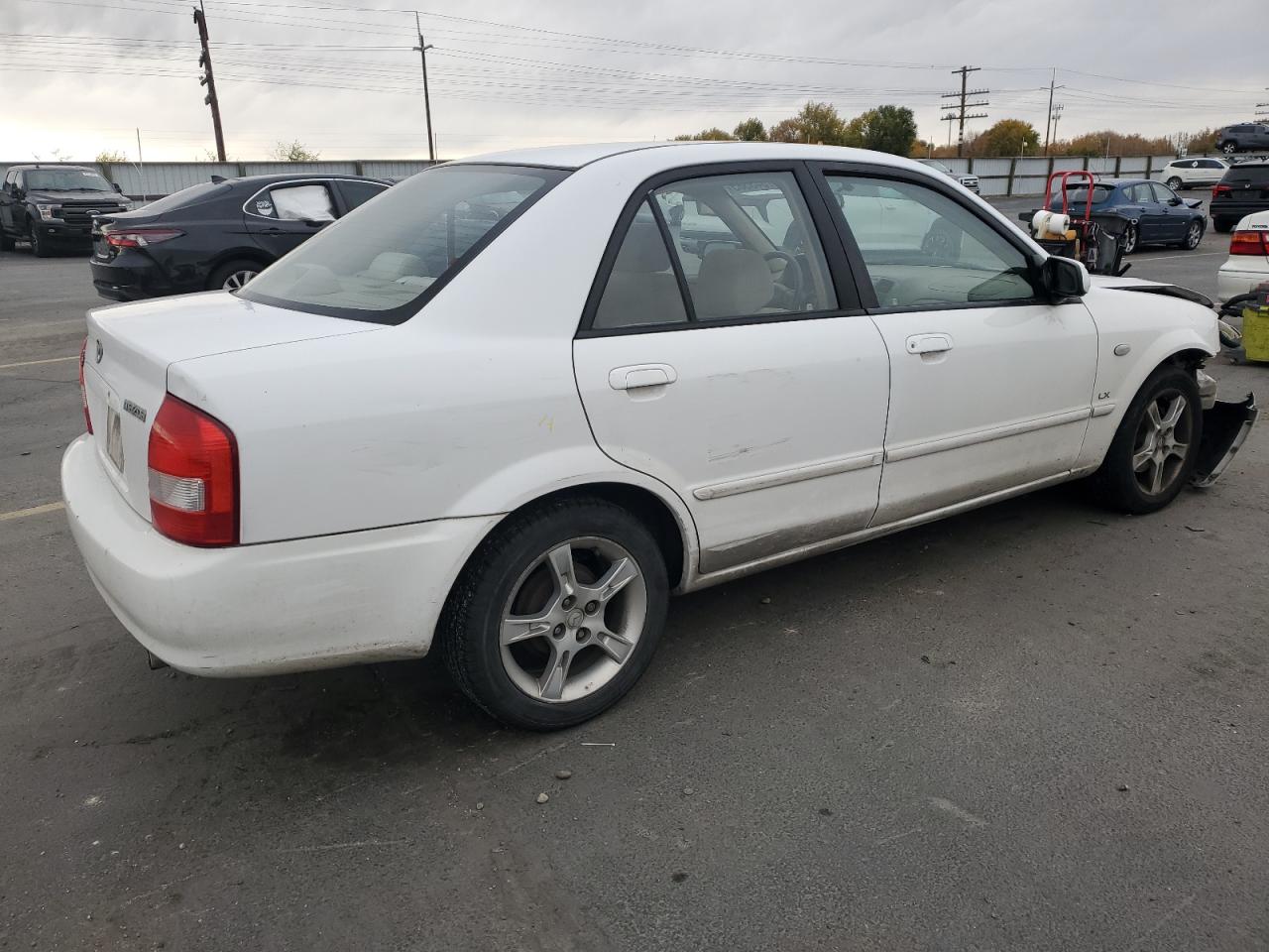 Mazda Protege Dx Image 9