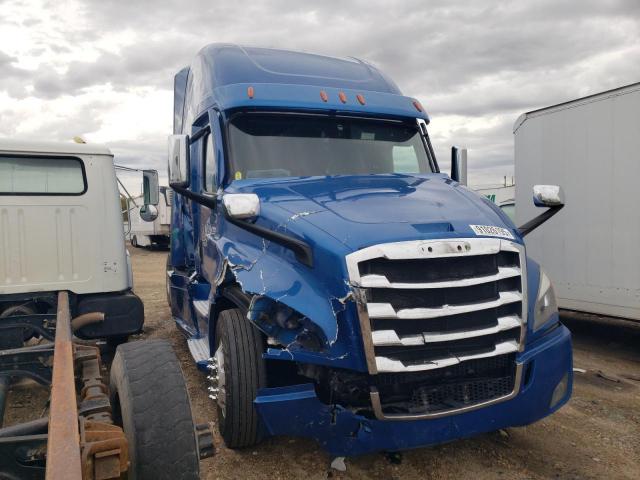  Salvage Freightliner Cascadia 1