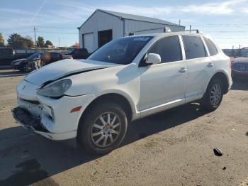  Salvage Porsche Cayenne