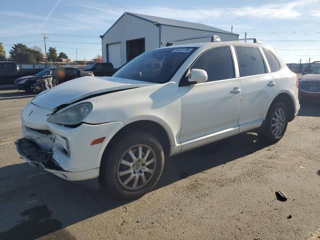  Salvage Porsche Cayenne