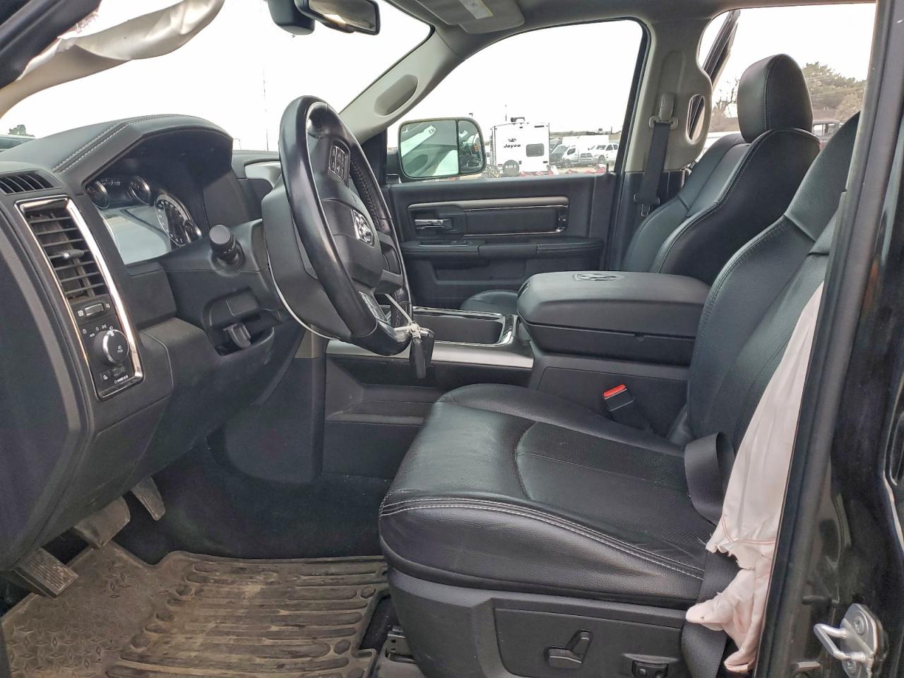 Ram 1500 Sport Image 3