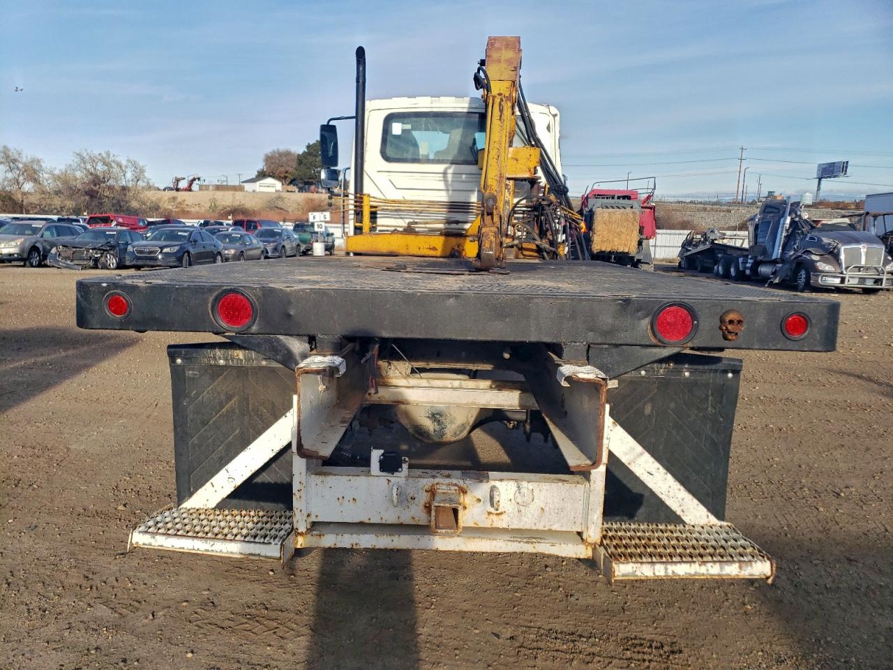 International 7000 7400 7400 Image 8