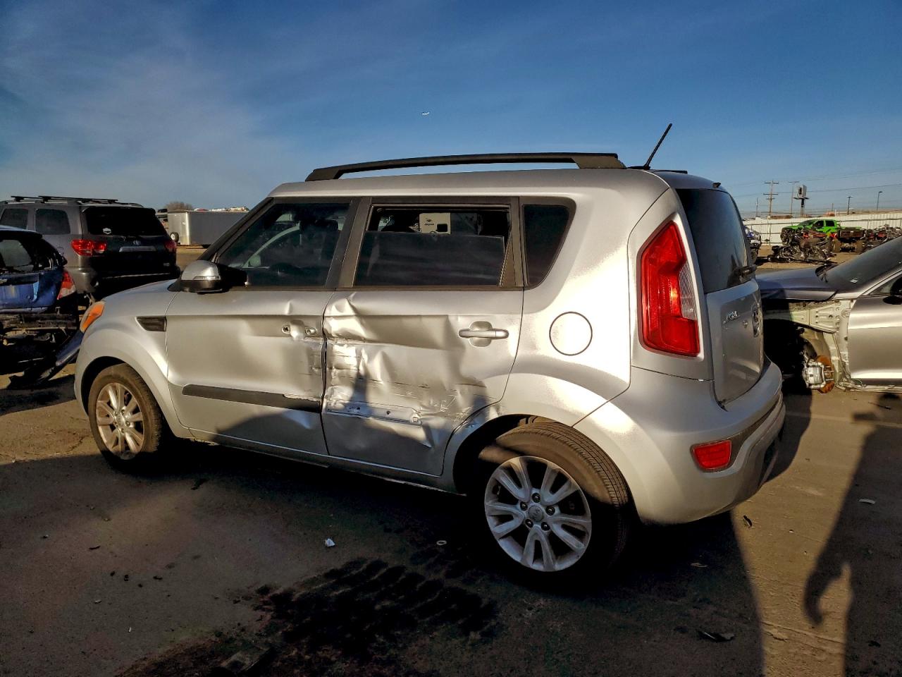 Kia Soul + Image 12