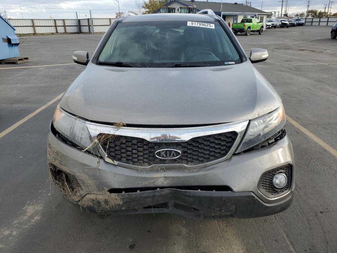 Kia Sorento Ex Image 12