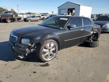  Salvage Chrysler 300