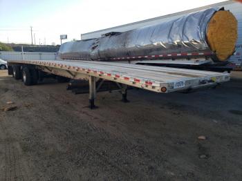  Salvage Reitnouer Trailer