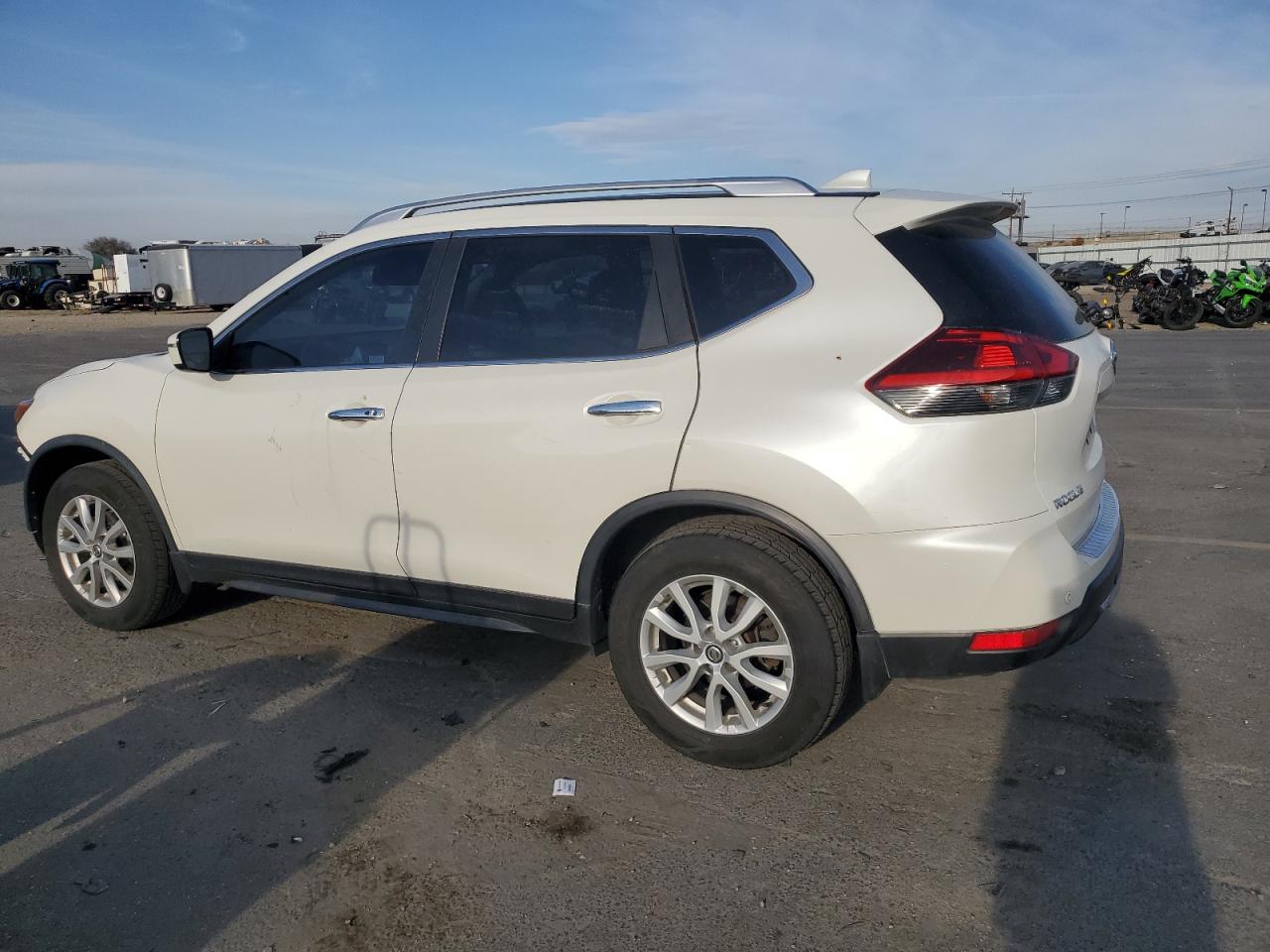 Nissan Rogue S Image 13