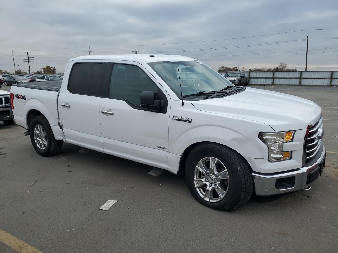 Ford F-150 Supercrew Image 8