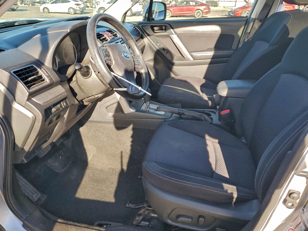 Subaru Forester 2.5i Premium Image 8