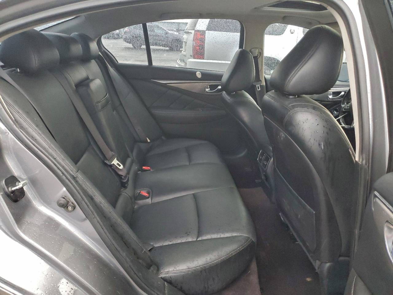 INFINITI Q50 Premium Image 9