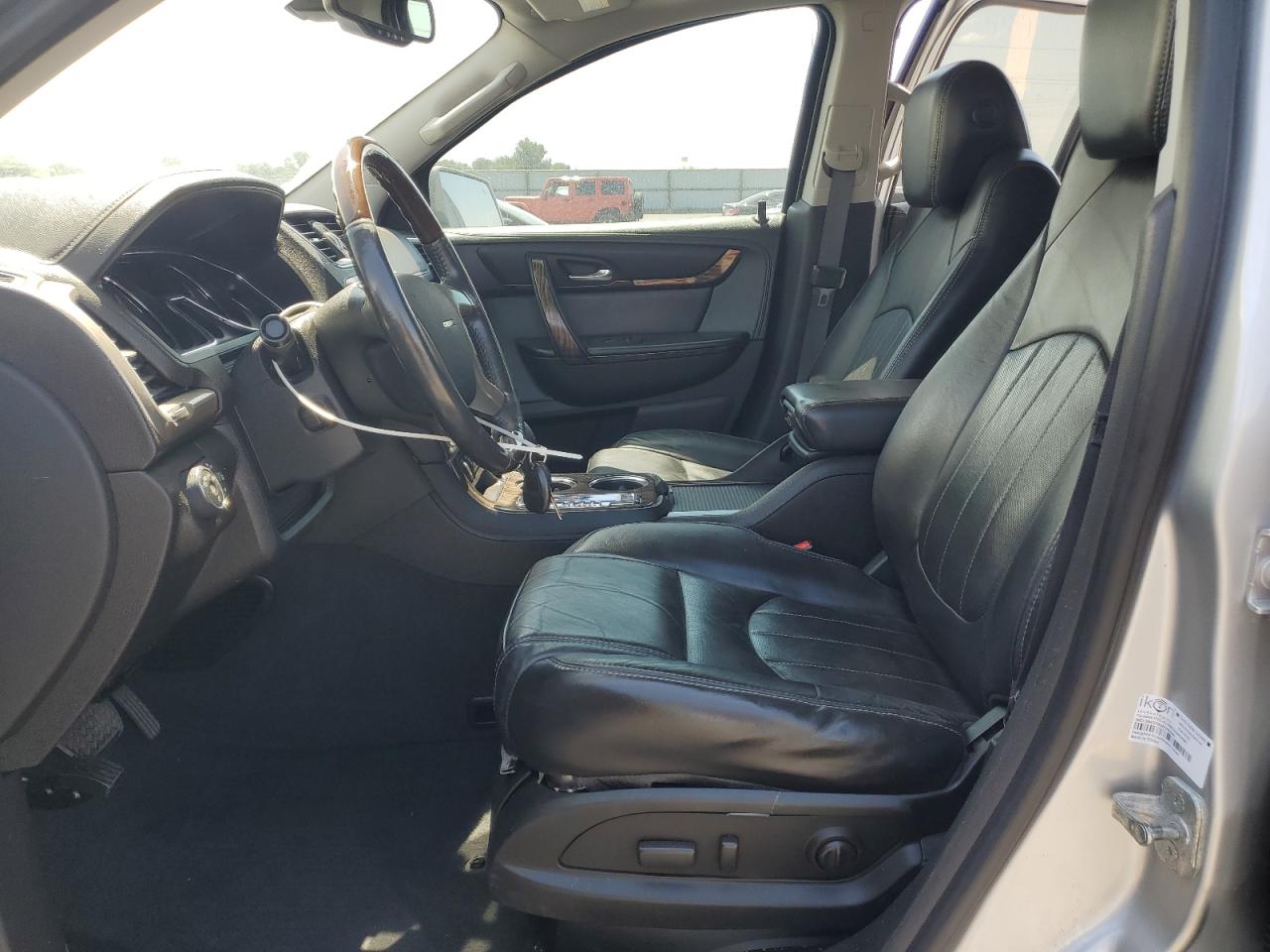 GMC Acadia Denali Image 5