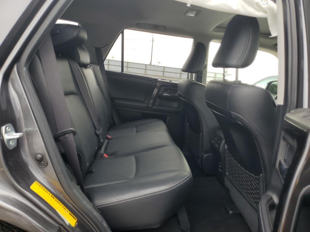 Toyota 4Runner Sr5/sr5 Premium Image 9