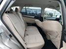 Subaru Outback 2.5i Image 12
