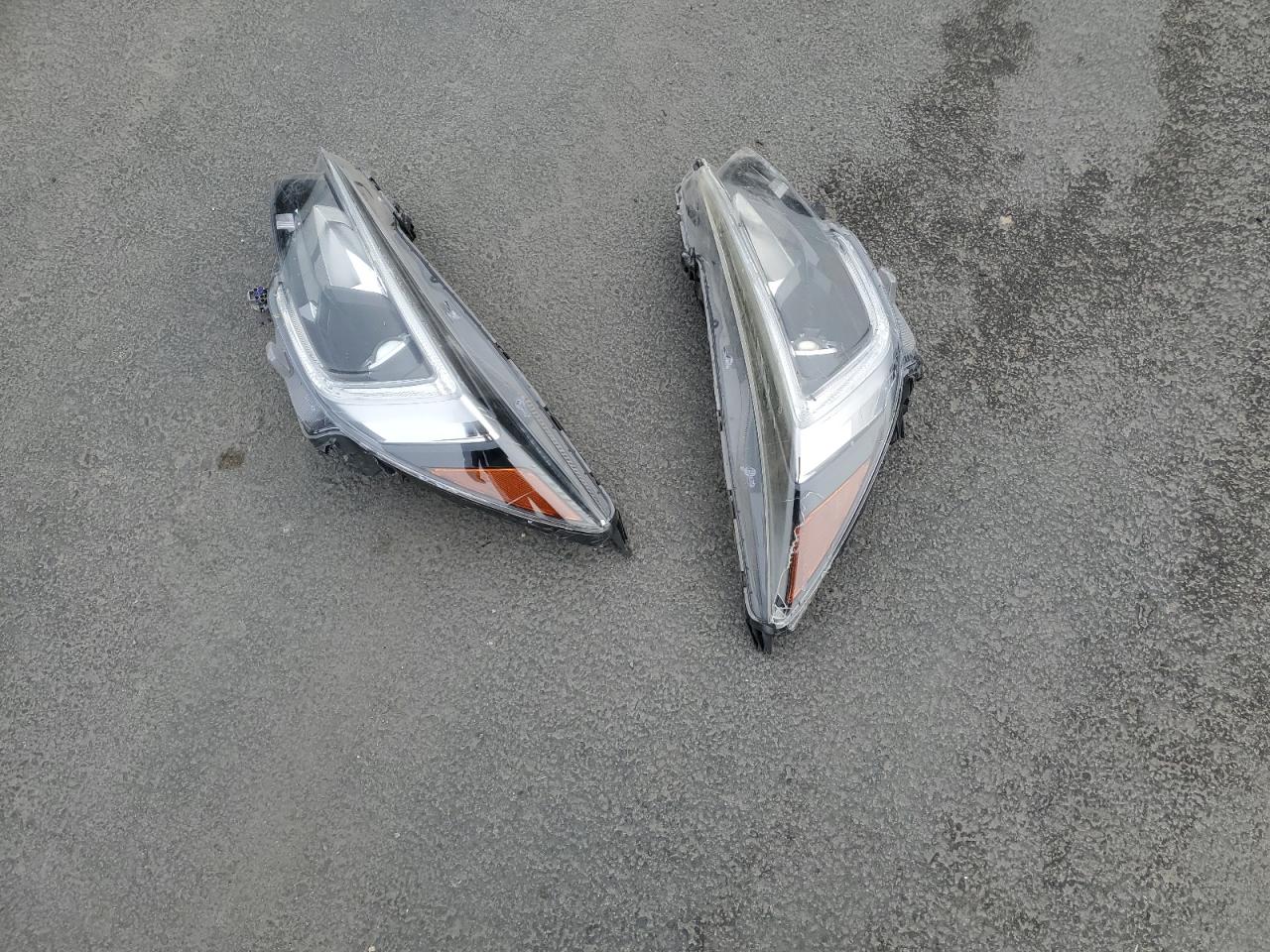 Subaru Outback 2.5i Image 9