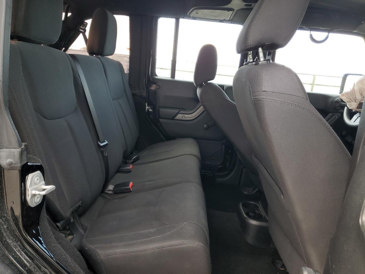 Jeep Wrangler Sport Image 12