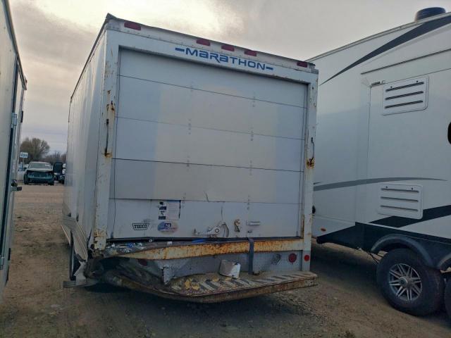 Ford Econoline E450 Super Duty Cutaway Van Image 5