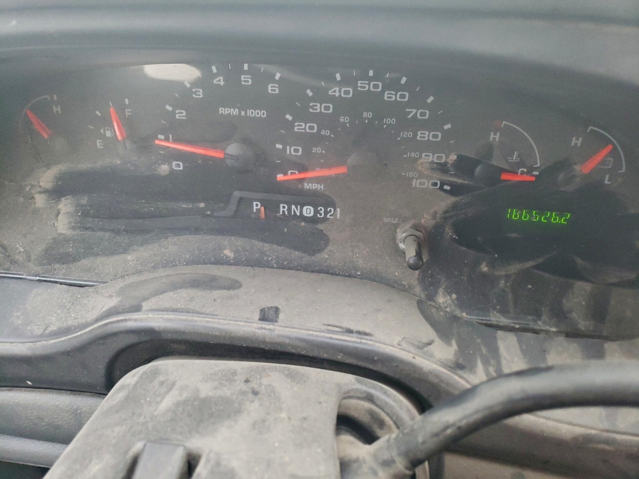 Ford Econoline E450 Super Duty Cutaway Van Image 2