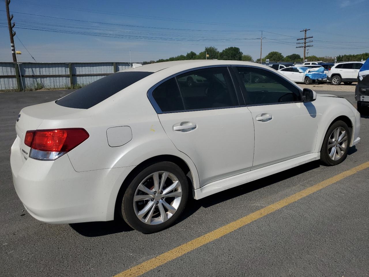 Subaru Legacy 2.5i Limited Image 8