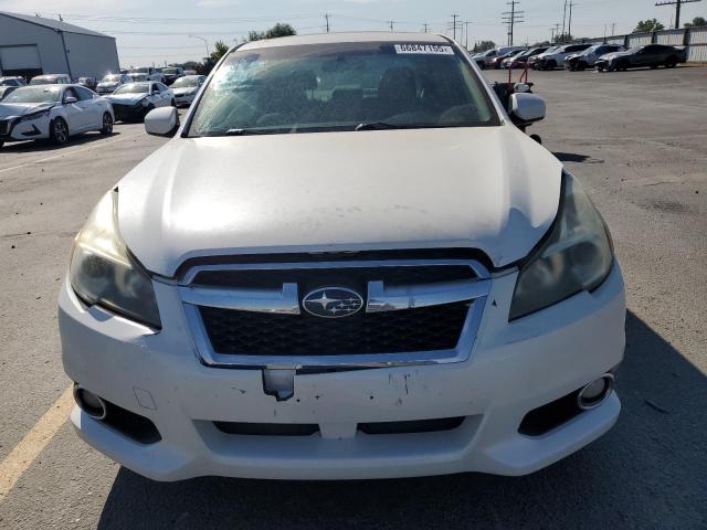 Subaru Legacy 2.5i Limited Image 6
