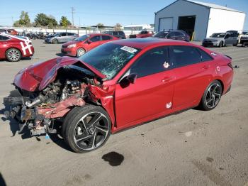  Salvage Hyundai ELANTRA