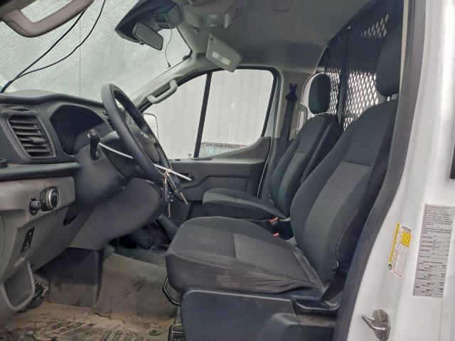 Ford Transit T-250 Image 2