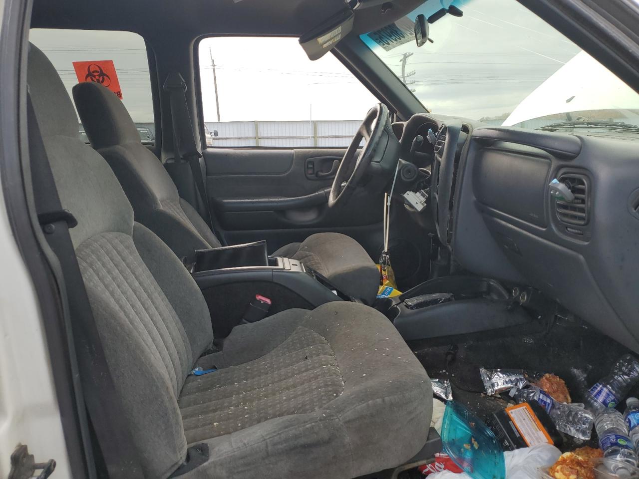 Chevrolet Blazer Image 11