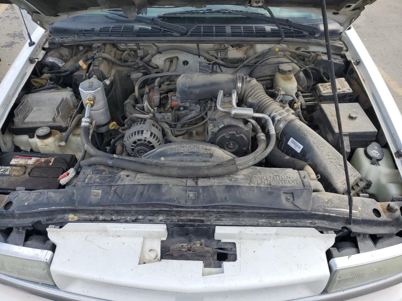 Chevrolet Blazer Image 2