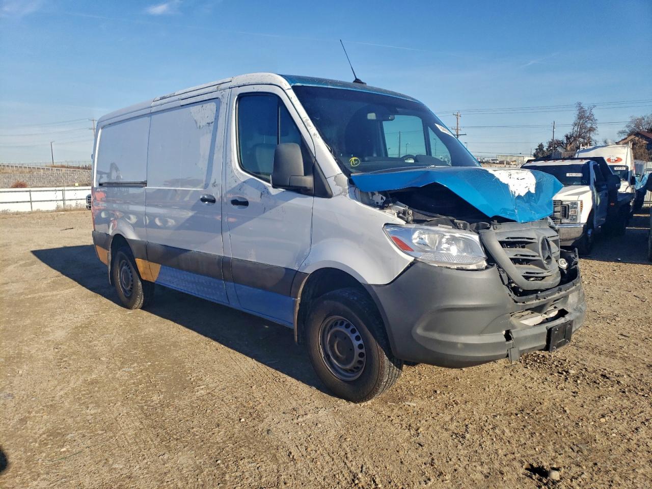 Mercedes-Benz Sprinter 2500 Image 9