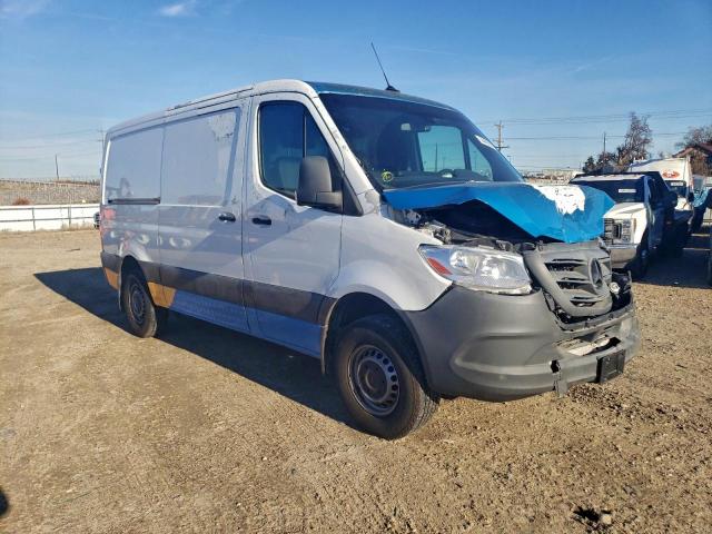 Mercedes-Benz Sprinter 2500 Image 9