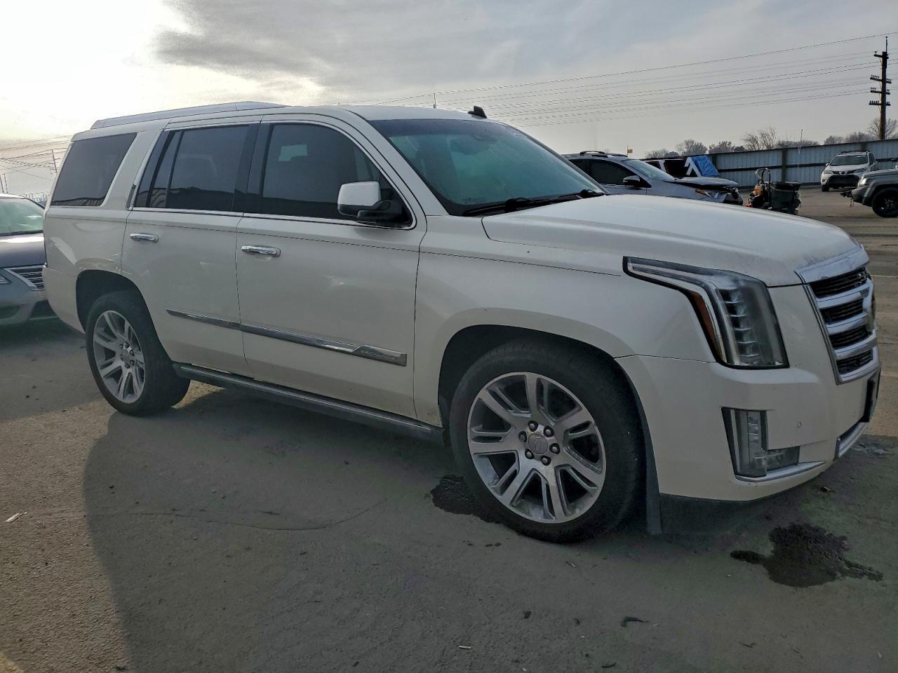 Cadillac Escalade Premium Image 5