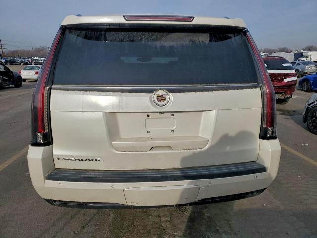 Cadillac Escalade Premium Image 3