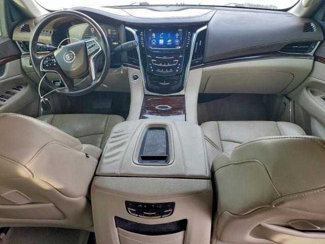 Cadillac Escalade Premium Image 10