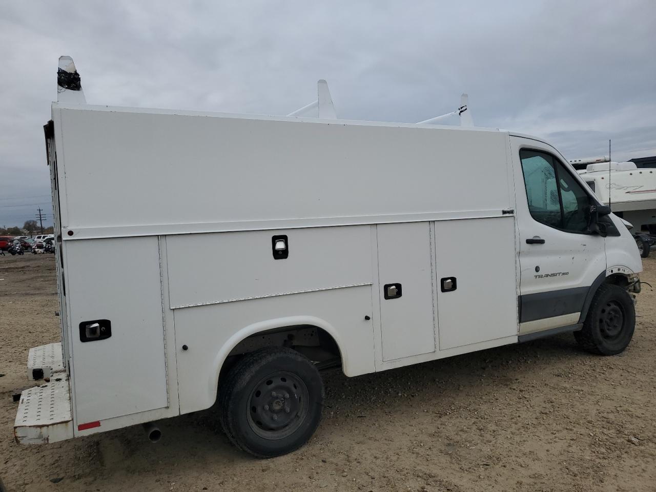 Ford Transit T-350 Image 3