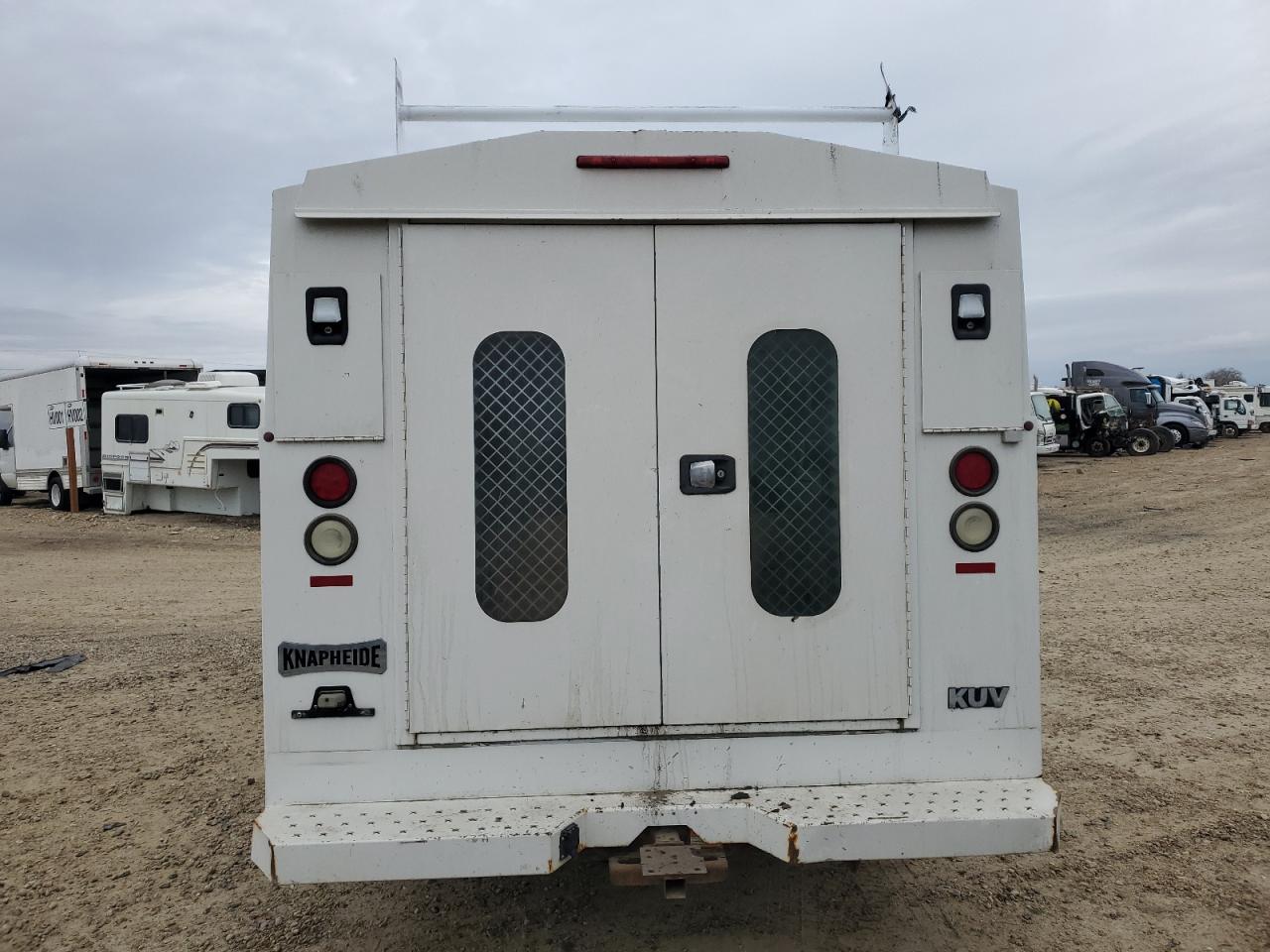 Ford Transit T-350 Image 2