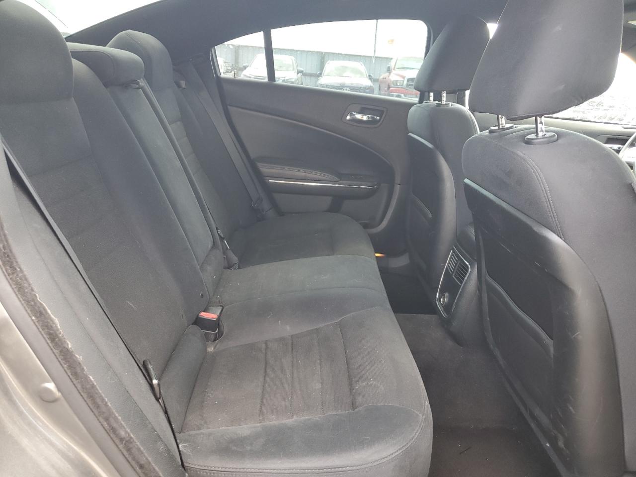 Dodge Charger Image 9