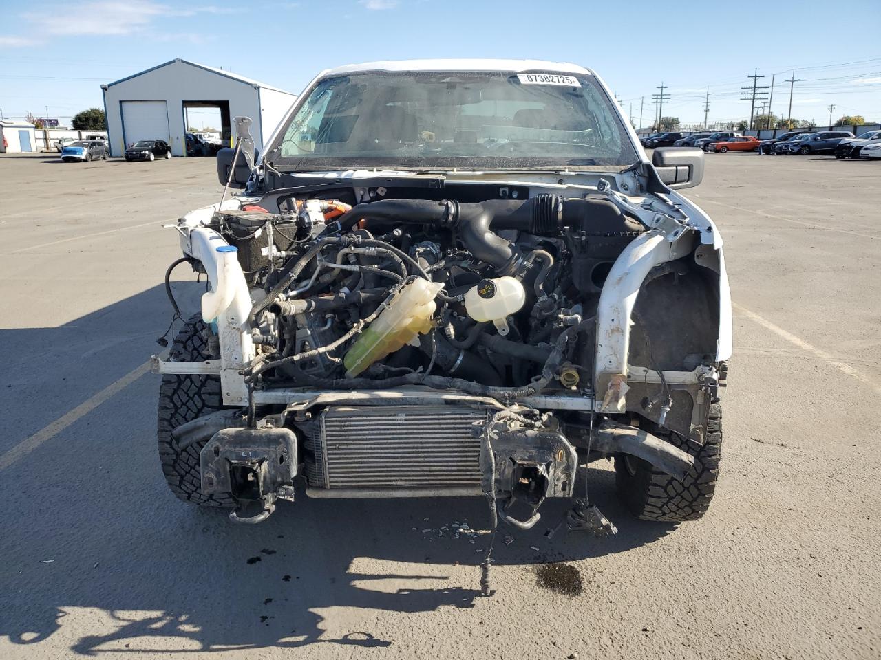 Ford F-150 Supercrew Image 11