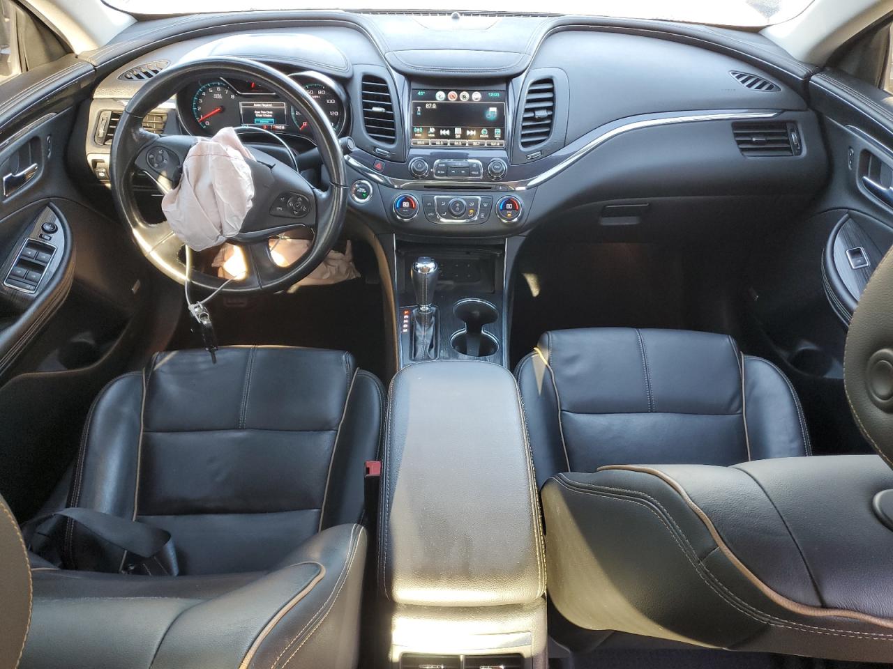 Chevrolet Impala Premier Image 8