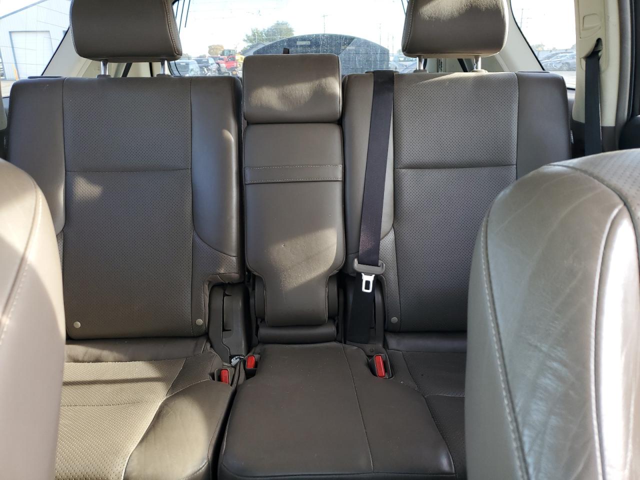 Lexus Gx 460 Premium Image 13