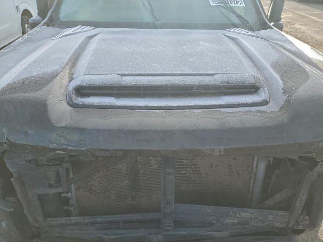 Chevrolet Silverado K2500 Heavy Duty Image 9