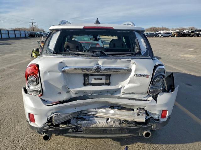 MINI Cooper S Countryman All4 Image 12