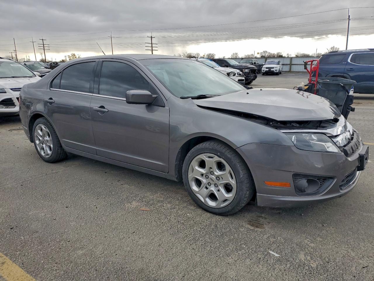 Ford Fusion Se Image 6