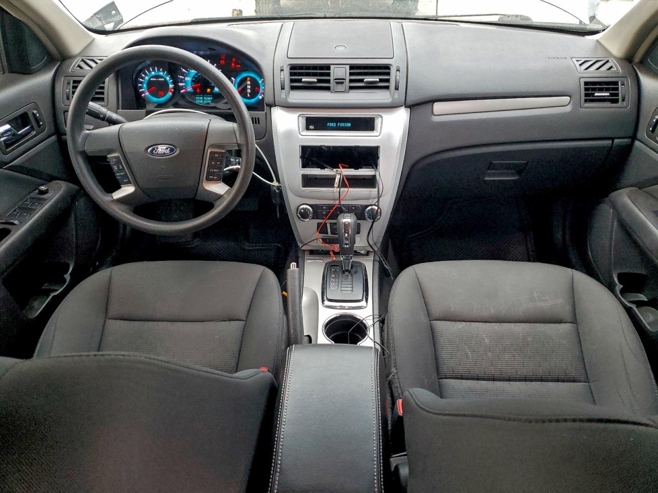 Ford Fusion Se Image 9