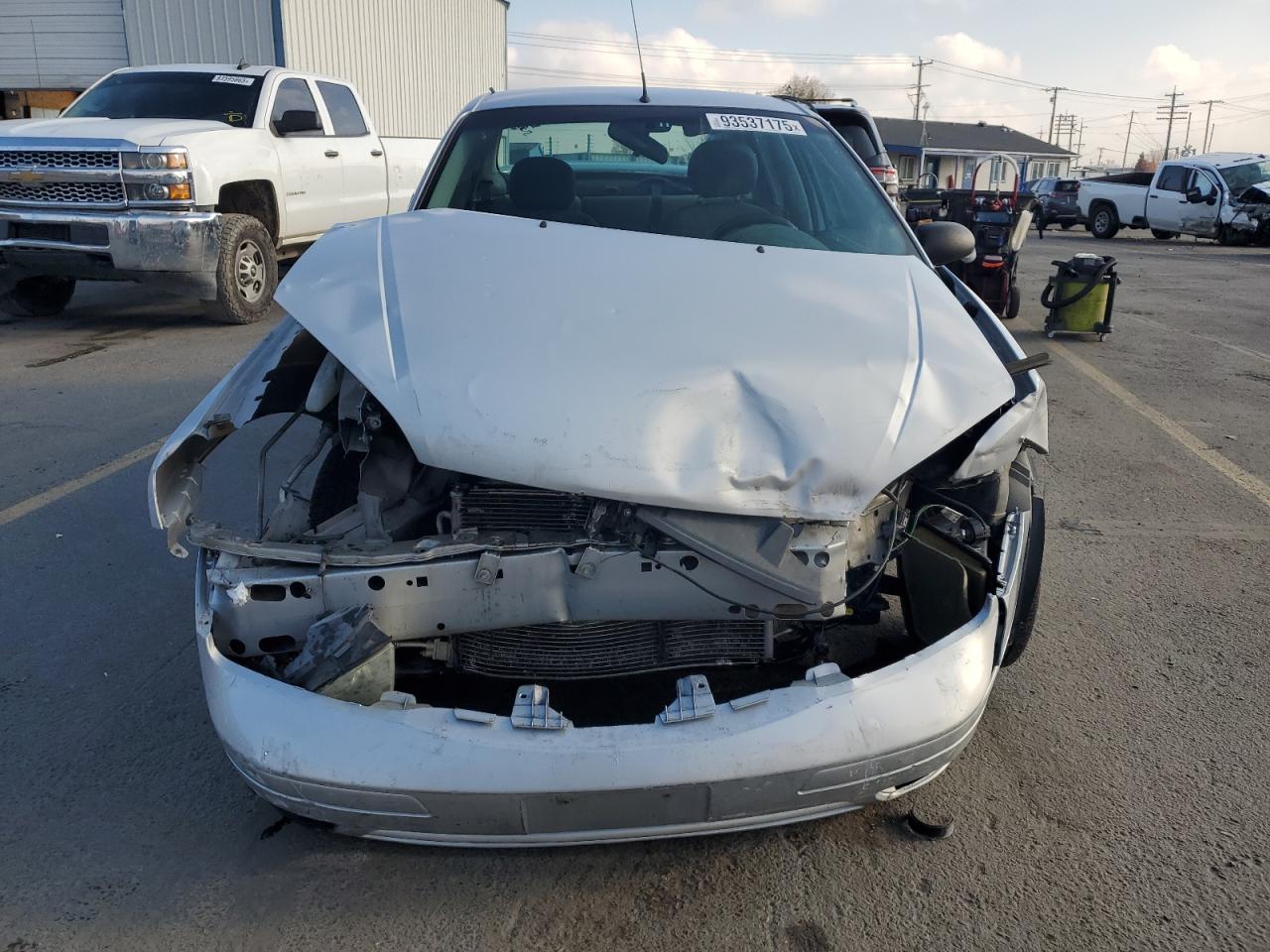 Ford Focus Zx4 Image 6