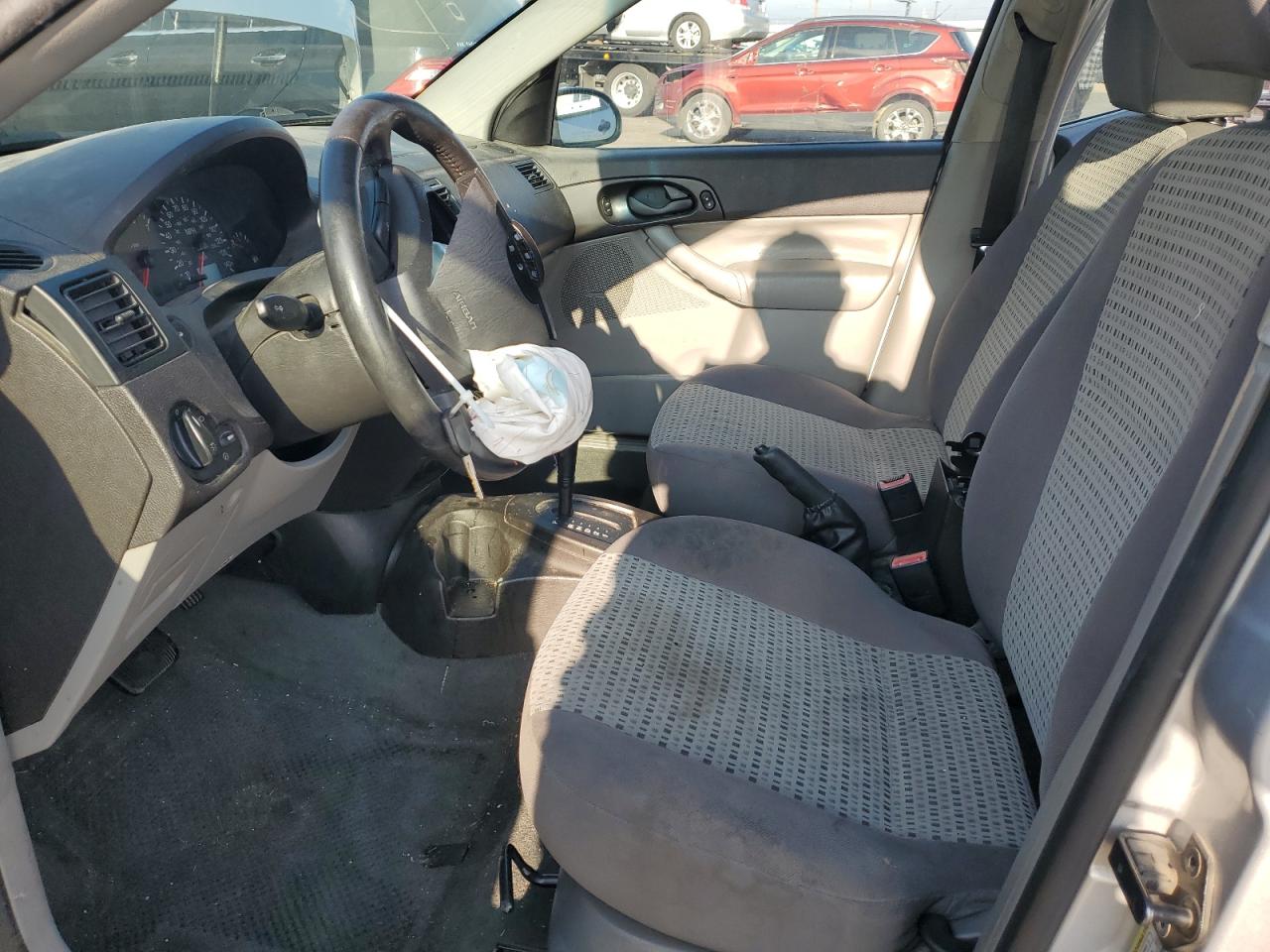 Ford Focus Zx4 Image 7