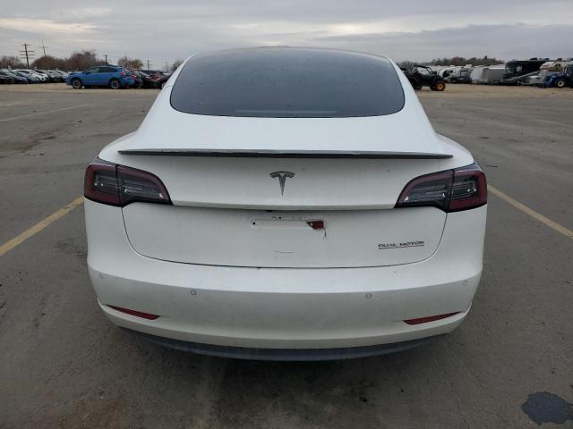 Tesla Model 3 Image 5
