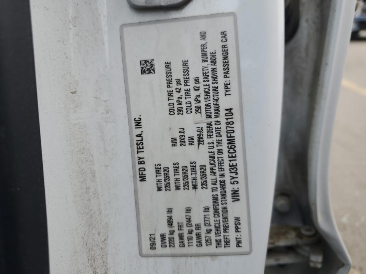 Tesla Model 3 Image 7