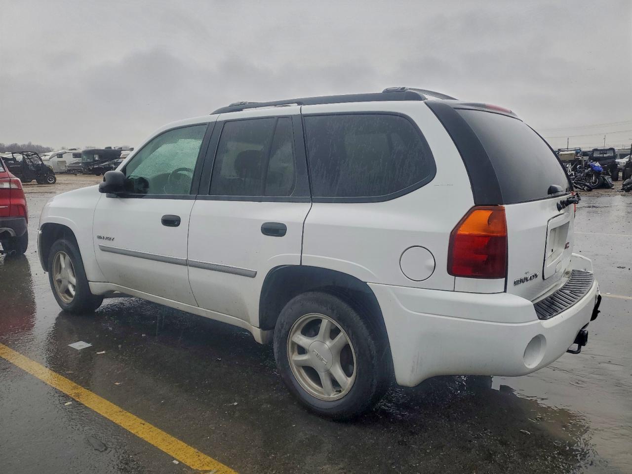 GMC Envoy Image 2