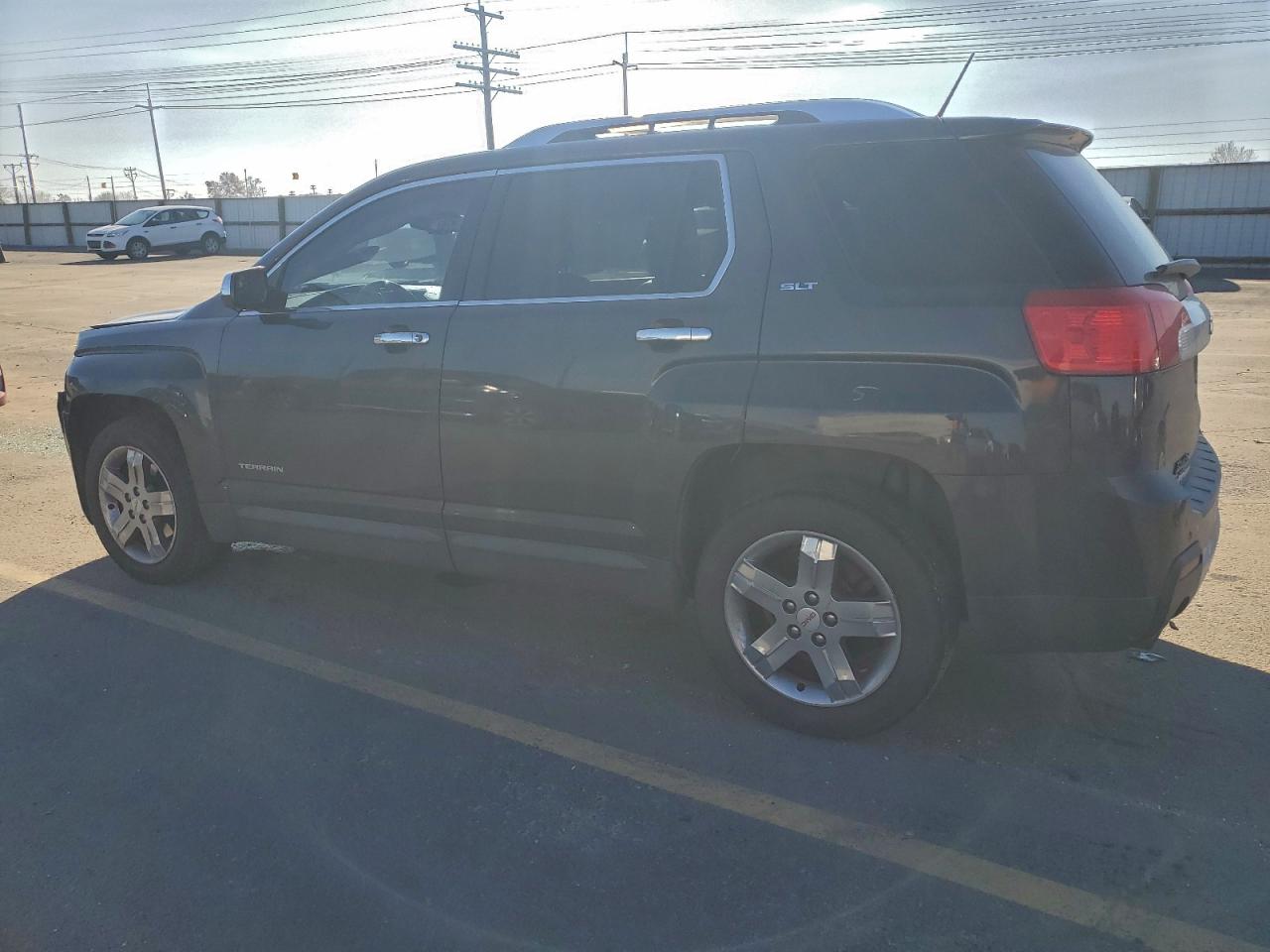 GMC Terrain Slt Image 2