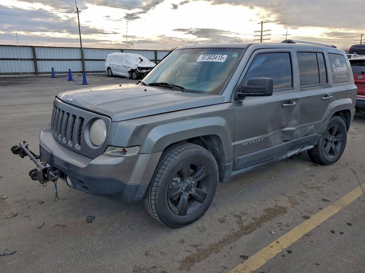 Jeep Patriot Latitude Image 1